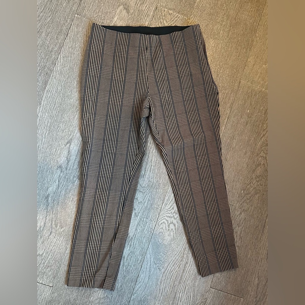 A New Day Cotton Blend Brown Plaid Pattern Cropped Pants Size 12 - Picture 2 of 6